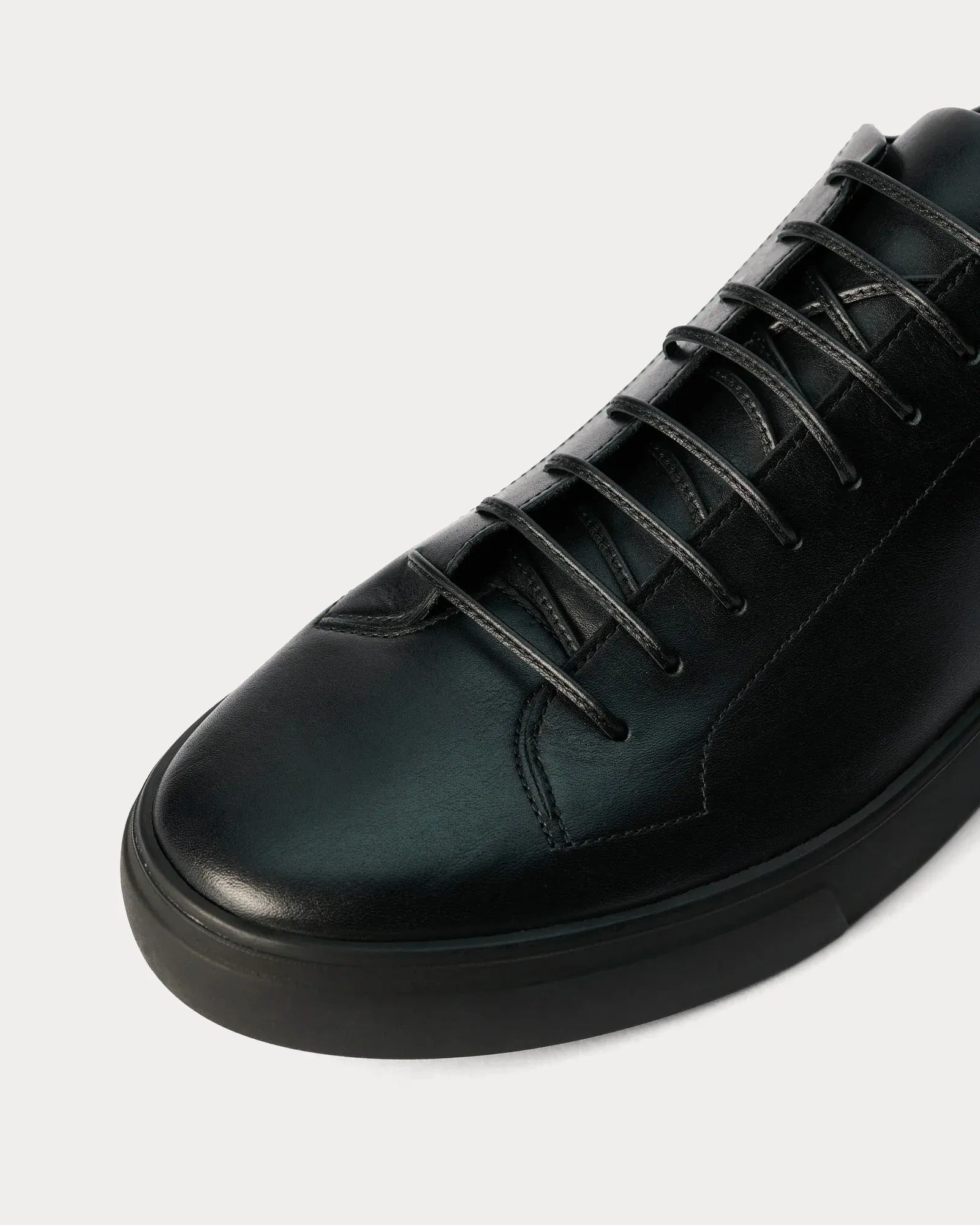 Archetype Leather Black Low Top Sneakers