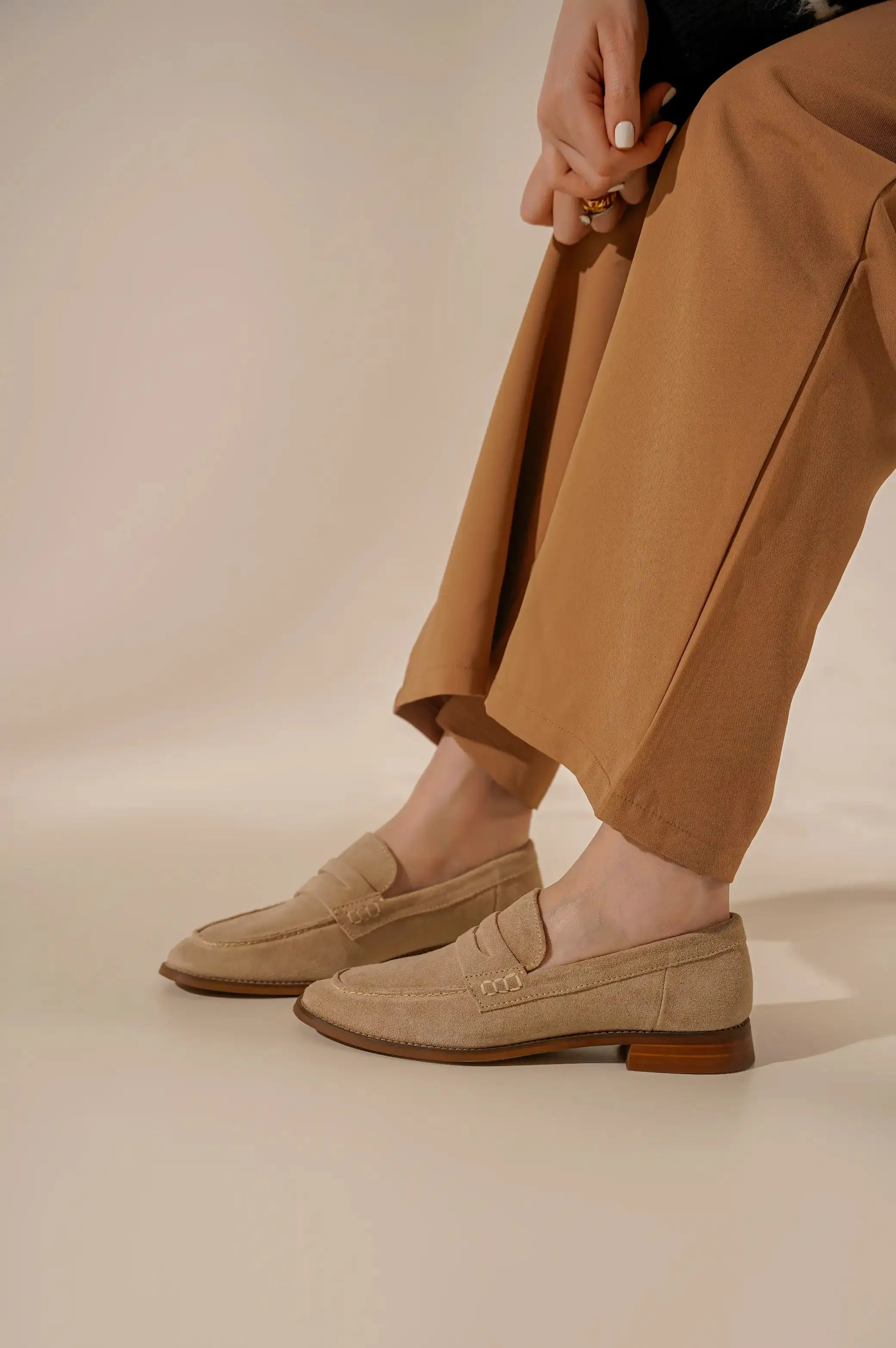 CLASSIC LOAFERS