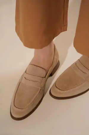 CLASSIC LOAFERS