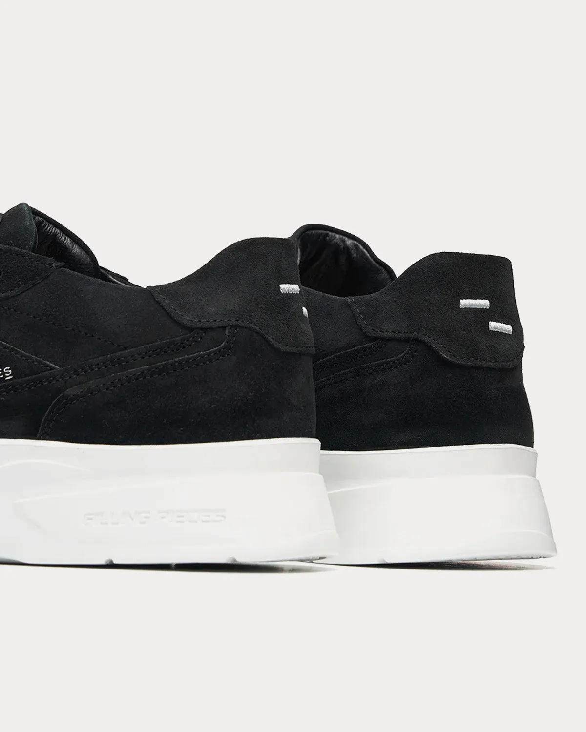 Jet Runner Black Low Top Sneakers