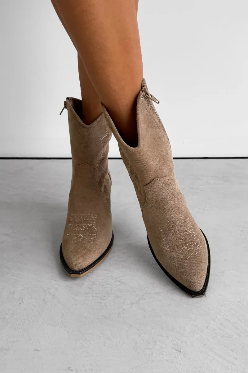 NIA Western Cowboy Boots - Taupe