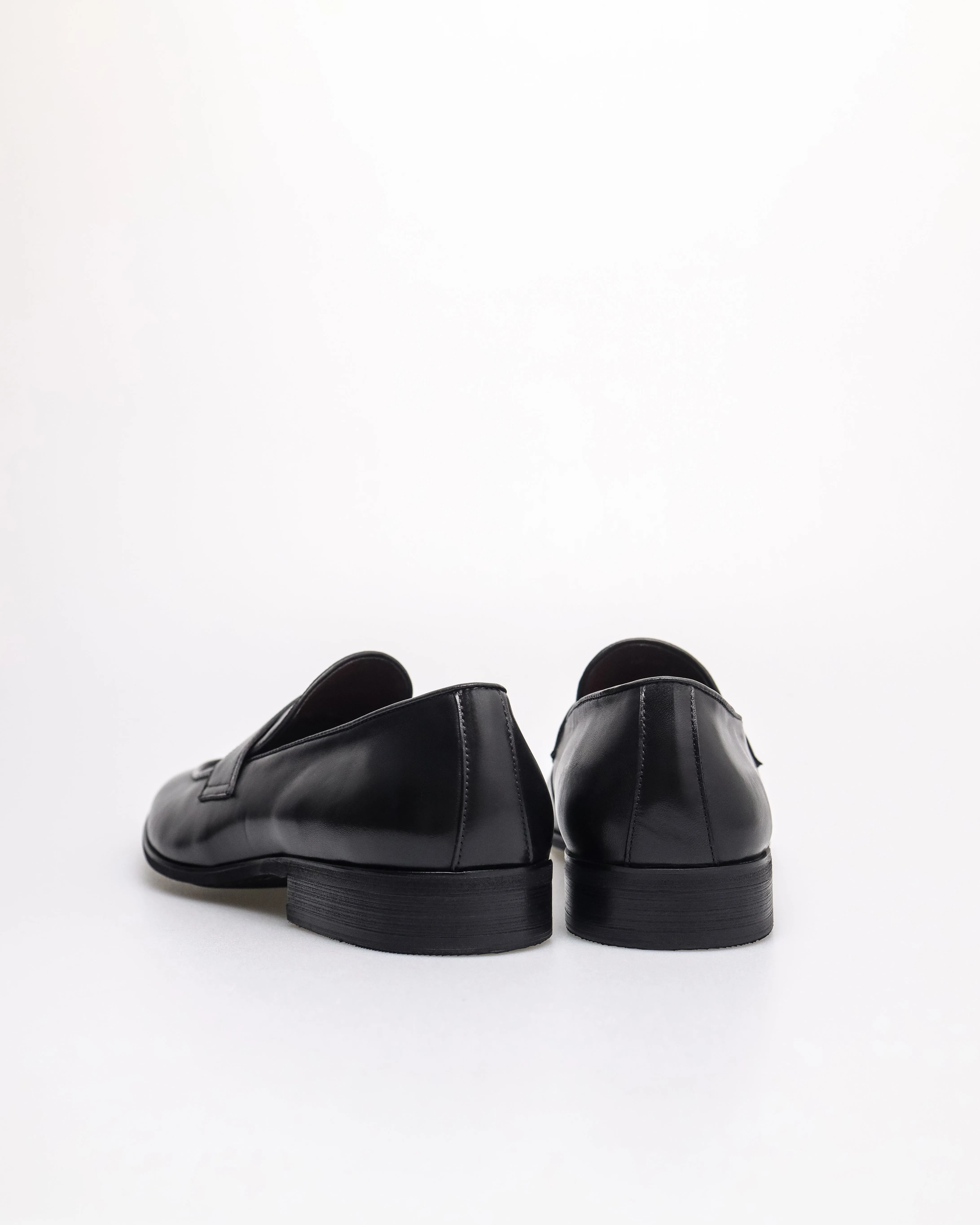 Tomaz HF109 Men's Semicircle Charm Loafers